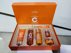 Giftset Vitamine C Whitening and Brightening Skin Care Gift Box 100g+30ml+130ml+100ml+50ml+20ml